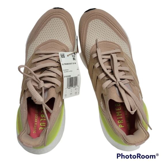 ADIDAS ULTRABOOST 21 Women's SIZE‎ 8.5 - Picture 4 of 9